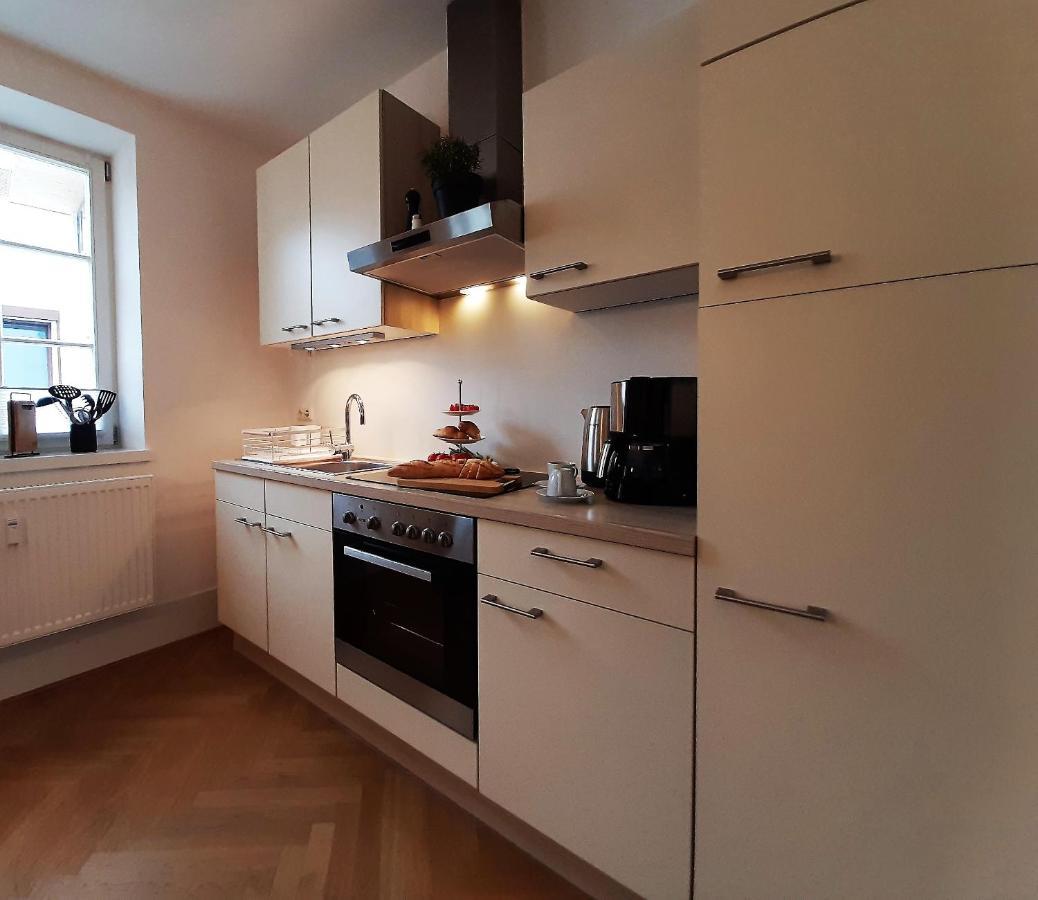 Apartment 4-6 Personen I 80Qm I Altstadt I Dachterasse I Parkplatz Straubing Exterior foto