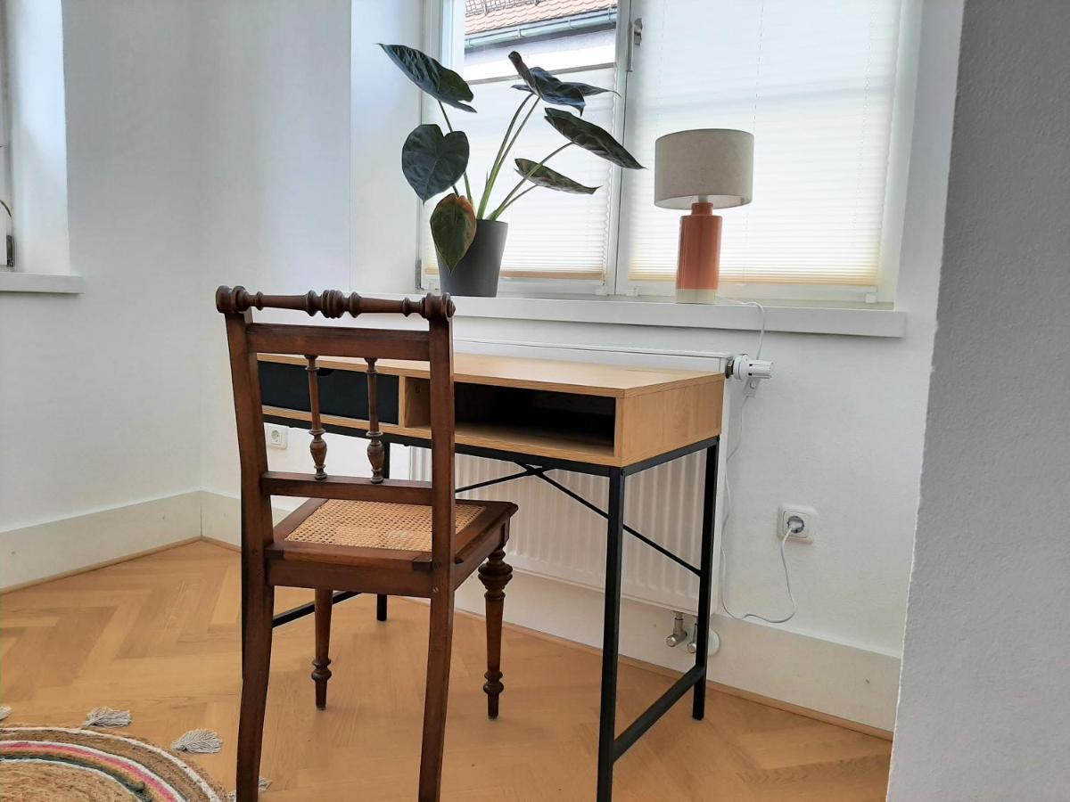 Apartment 4-6 Personen I 80Qm I Altstadt I Dachterasse I Parkplatz Straubing Exterior foto