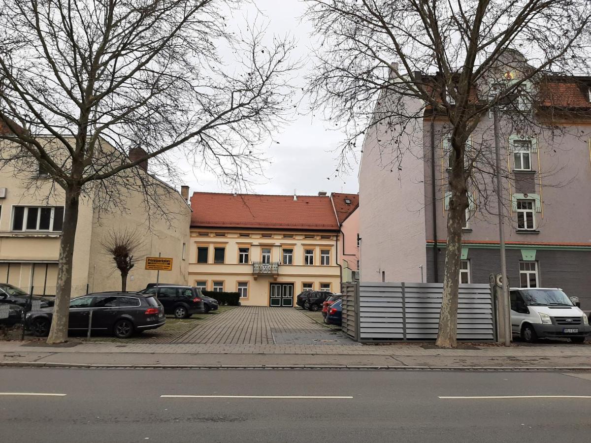 Apartment 4-6 Personen I 80Qm I Altstadt I Dachterasse I Parkplatz Straubing Exterior foto